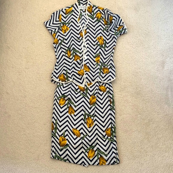 Postfali Dresses & Skirts - Vintage Italian Postfali floral striped top and elastic skirt set, sz 11 juniors